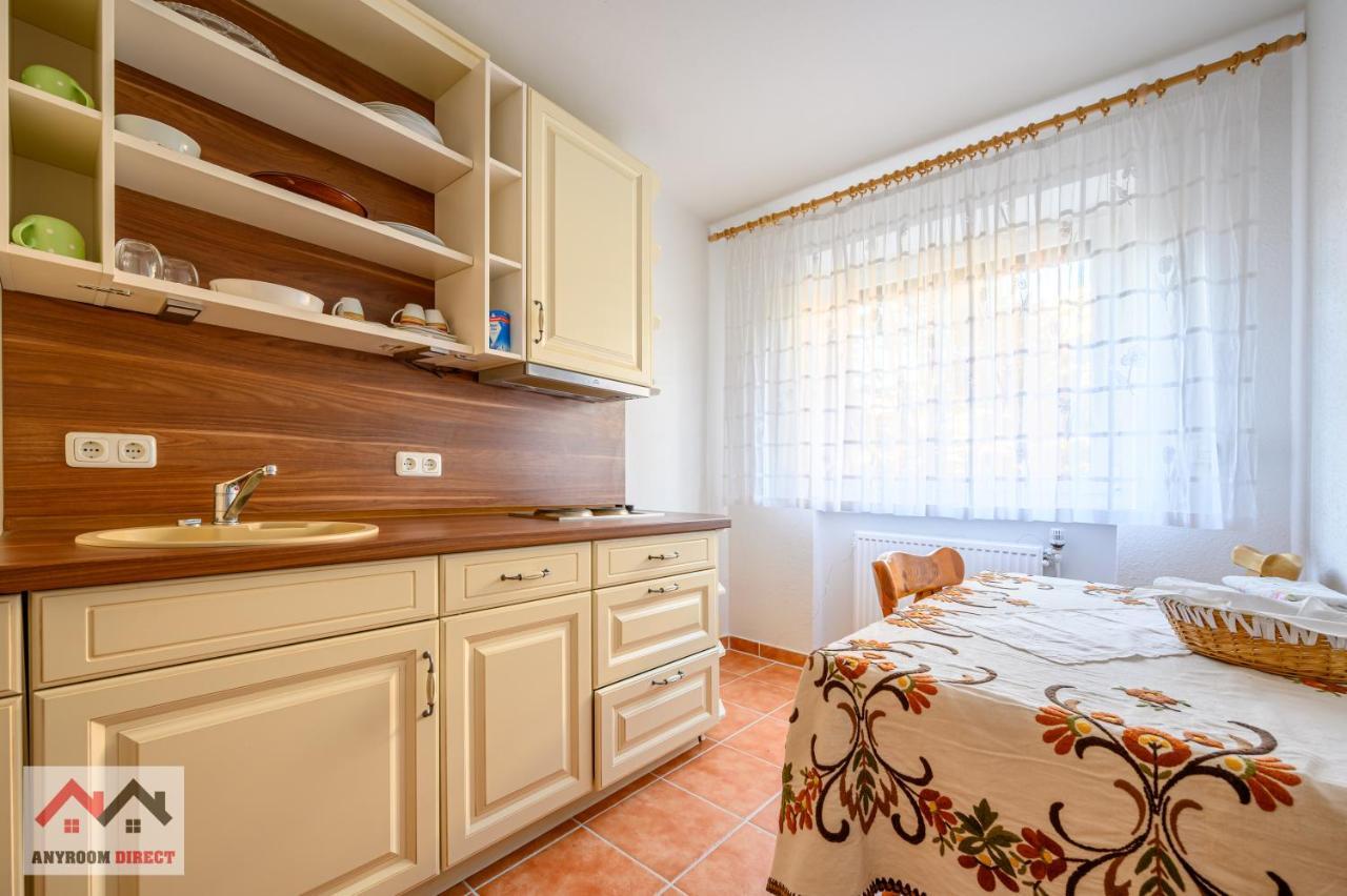 Anyroomdirect Private Apartments Near Hannover Exhibition Room Agency Exterior photo